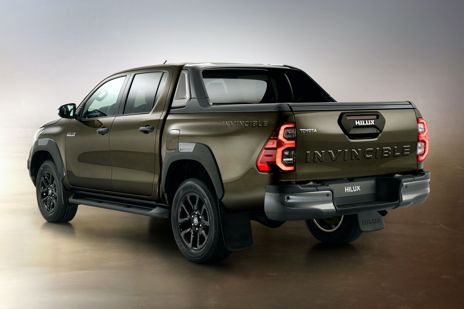 TOYOTA HILUX Improving the winning formula VMax.si